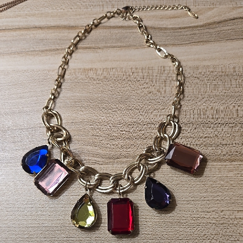 Vintage VCLM Gold Tone Confetti Gemstone Necklace Gemstones 💫